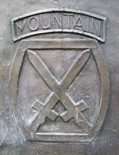 MILITARY MOUNTAINEERS MEMORIAL EMBLEM
