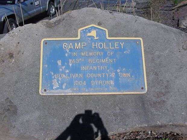 CAMP HOLLEY WAR MEMORIAL
