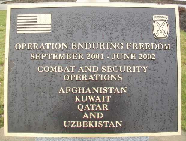 10TH MOUNTAIN DIVISION HEROES WALK MEMORIAL PLAQUE N