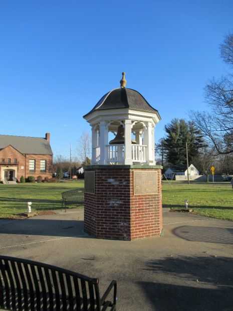 THE AGAWAM VETERAN WAR MEMORIAL