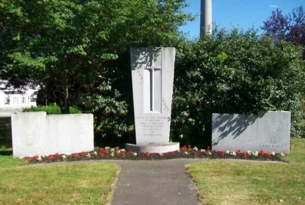 AUGUSTA, ME WORLD WAR II AND KOREAN WAR MEMORIAL