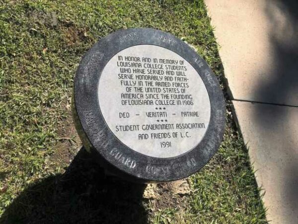 LOUISIANA COLLEGE STUDENTS ARMED FORCES MEMORIAL