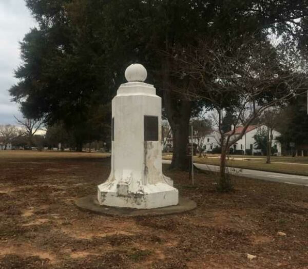 THE BATTLE OF HITCHITI WAR MEMORIAL