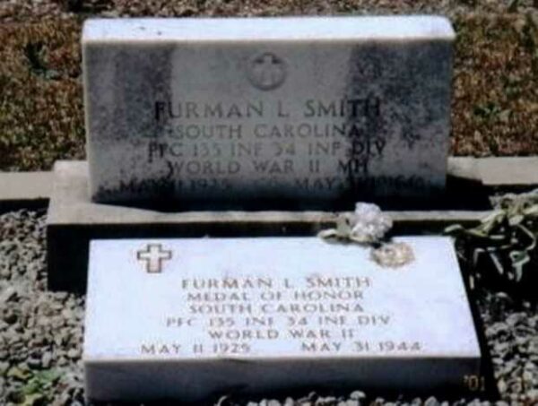 FURMAN L. SMITH MEDAL OF HONOR MEMORIAL GRAVE STONE