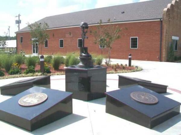COLLINSVILLE ARMED FORCES MEMORIAL
