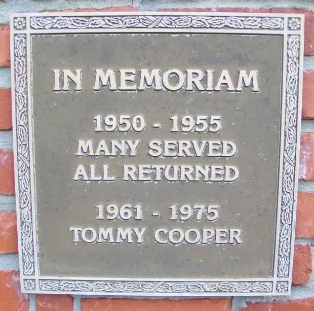 IN MEMORIAM 1950-1955 AND 1961-1975 MEMORIAL PLAQUE