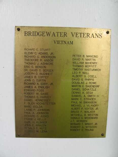 BRIDGEWATER VETERANS MEMORIAL PLAQUE D