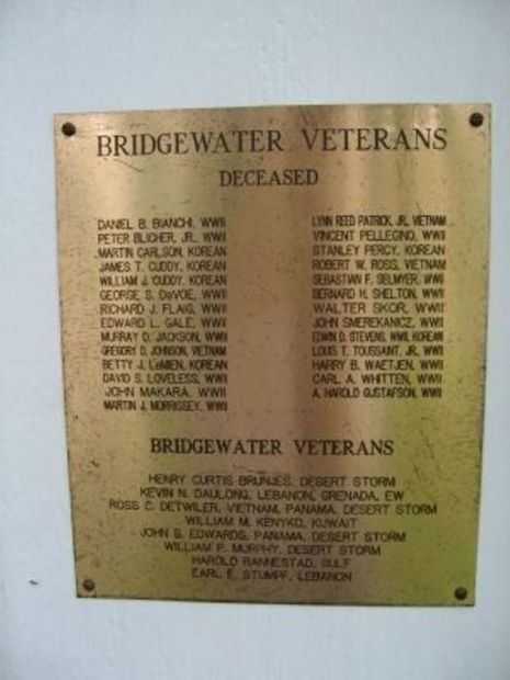 BRIDGEWATER VETERANS MEMORIAL PLAQUE A