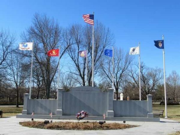 ENFIELD CONNECTICUT WORLD WAR II HONOR ROLL MEMORIAL