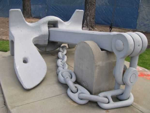 U.S.S. LOS ANGELES MEMORIAL ANCHOR