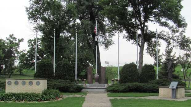 ANOKA CITY ALL VETERANS MEMORIAL