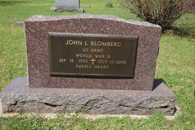 JOHN L BLOMBERG MEMORIAL CEMETERY STONE