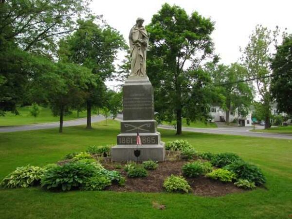 HARVARD CIVIL WAR MOMUMENT