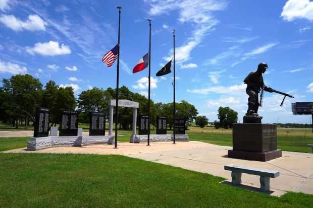 HUNT COUNTY WAR VETERANS MEMORIAL