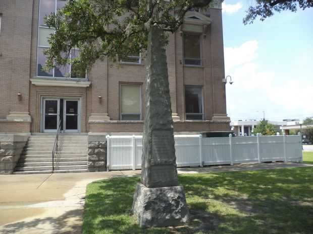VALDOSTA SPANISH-AMERICAN WAR MEMORIAL
