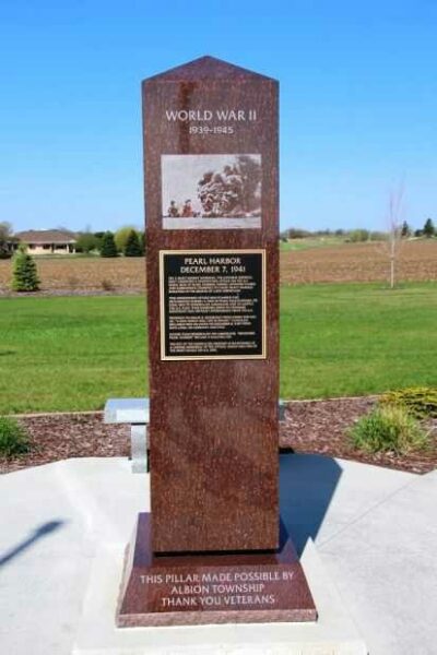 PEARL HARBOR DECEMBER 7, 1941 WAR MEMORIAL PILLAR