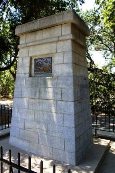 ORANGE SPANISH-AMERICAN WAR MEMORIAL