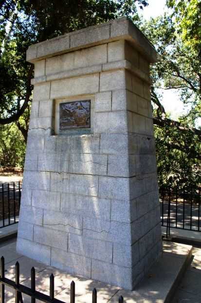 ORANGE SPANISH-AMERICAN WAR MEMORIAL