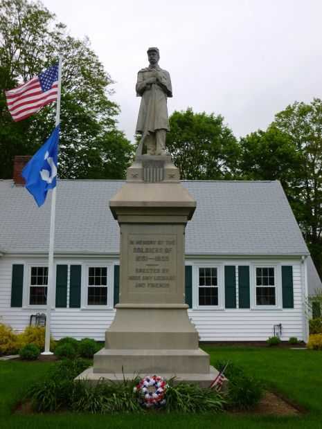 RAYNHAM CIVIL WAR MEMORIAL