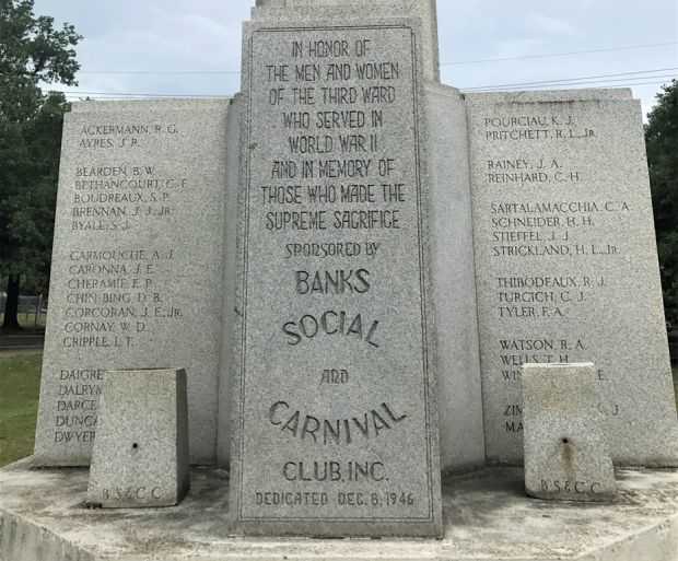 THIRD WARD WORLD WAR II SUPREME SACRIFICE MEMORIAL CENTER STONE