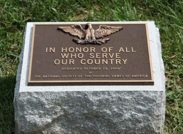 COLONIAL DAMES OF AMERICA VETERANS MEMORIAL PLAQUE