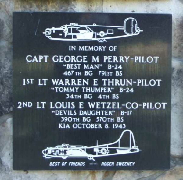 390TH BG 570TH BS WAR MEMORIAL PLAQUE