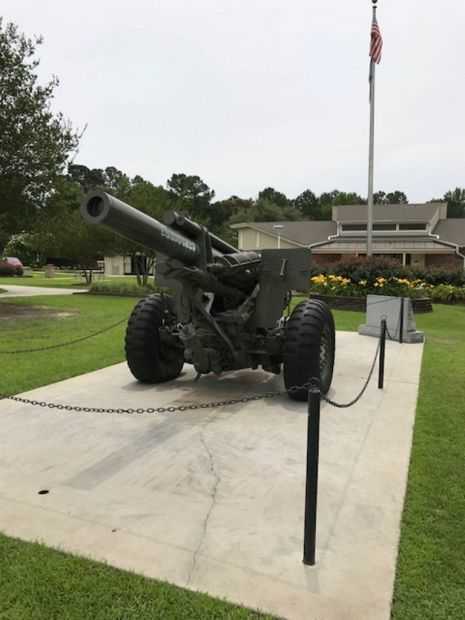WARSAW WWII 155MM HOWITZER MEMORIAL