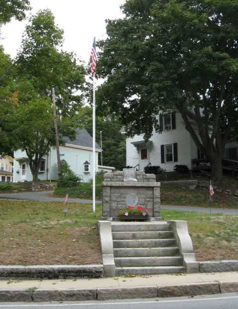 RIVERDALE WORLD WAR II MEMORIAL FRONT