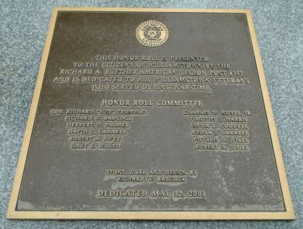 WILLIAMSTOWN WAR VETERANS MEMORIAL PLAQUE A