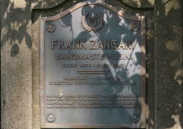 SHIPYARD MALL WAR MEMORIAL PLAQUE C