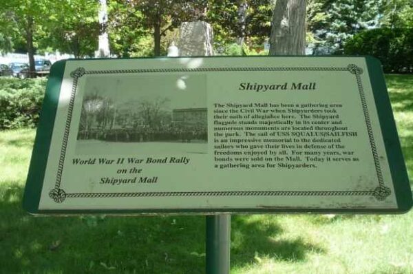 SHIPYARD MALL WAR MEMORIAL PLAQUE A
