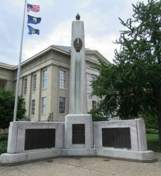 LOUISVILLE WORLD WAR II MEMORIAL