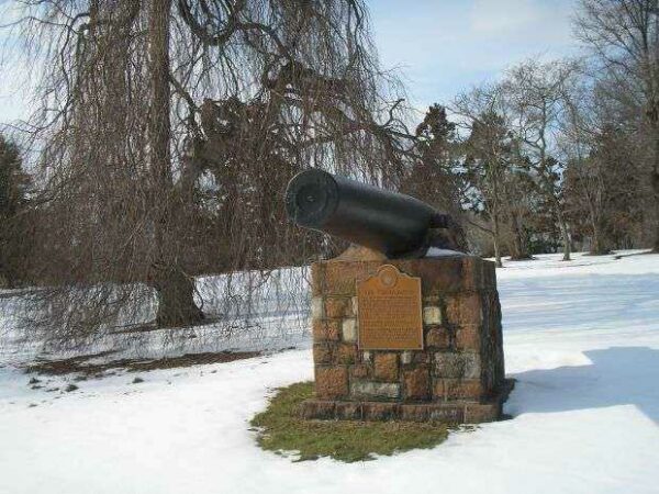 THE SWAMP ANGEL WAR MEMORIAL CANNON