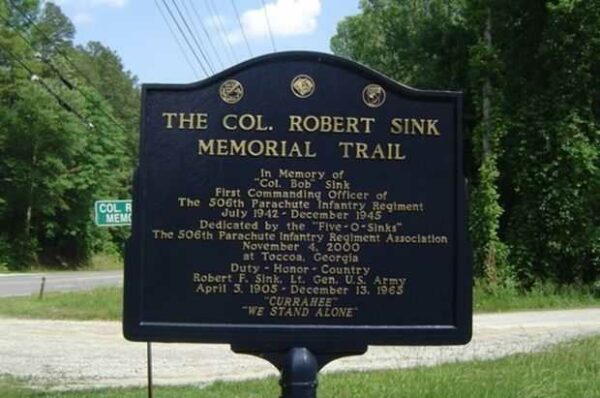THE COL. ROBERT SINK MEMORIAL TRAIL MARKER TOCCOA