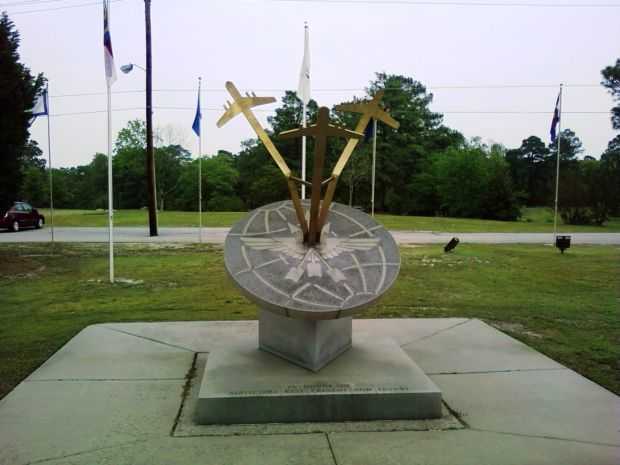 IN HONOR OF AIRLIFTERS MEMORIAL