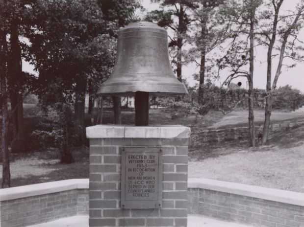 EAST CAROLINA COLLEGE VETERANS MEMORIAL BELL