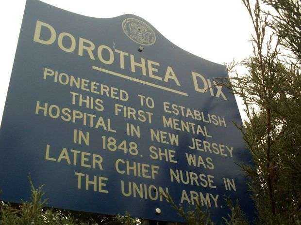 DOROTHEA DIX WAR MEMORIAL MARKER