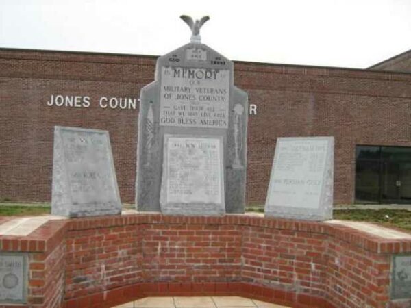 JONES COUNTY MILITARY VETERANS MEMORIAL