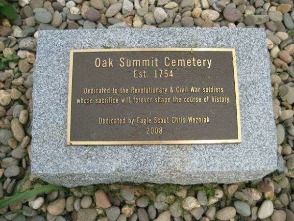 OAK SUMMIT CEMETERY WAR MEMORIAL