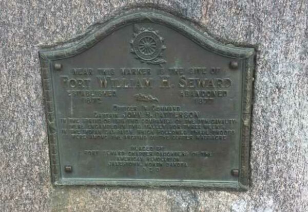 FORT WILLIAM H. SEWARD MEMORIAL PLAQUE