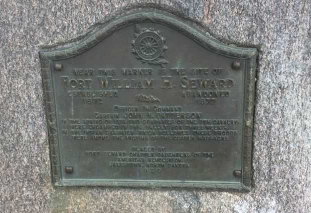 FORT WILLIAM H. SEWARD MEMORIAL PLAQUE