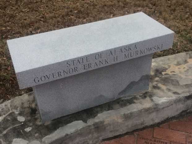 17TH INFANTRY REGIMENT “THE BUFFALOES” MEMORIAL  BENCH A