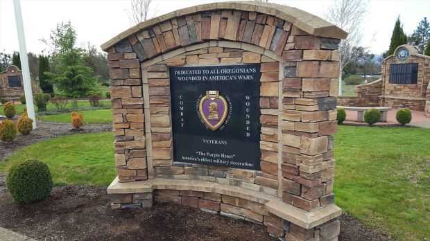 THE OREGON FALLEN WAR HEROES MEMORIAL PLAQUE B