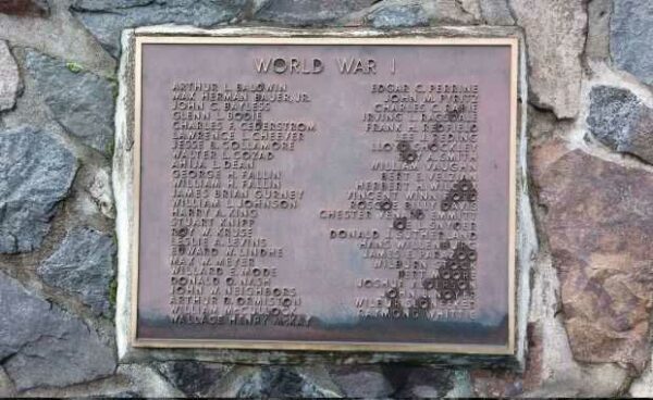DOUGLAS COUNTY VETERANS MEMORIAL PLAQUE B