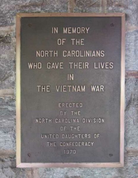 THE HOUSE OF MEMORY WAR MEMORIAL PAVILION PLAQUE J