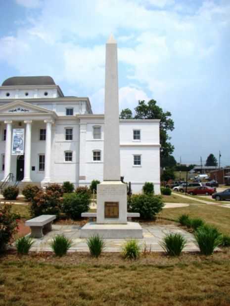 WILKES COUNTY WAR MEMORIAL