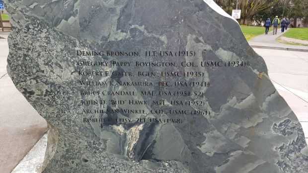 UNIVERSITY OF WASHINGTON MEDAL OF HONOR MEMORIAL STONE A