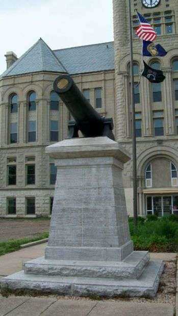 RAWLINS POST NO. 35 G.A.R. CIVIL WAR AND SPANISH WAR MEMORIAL CANNON