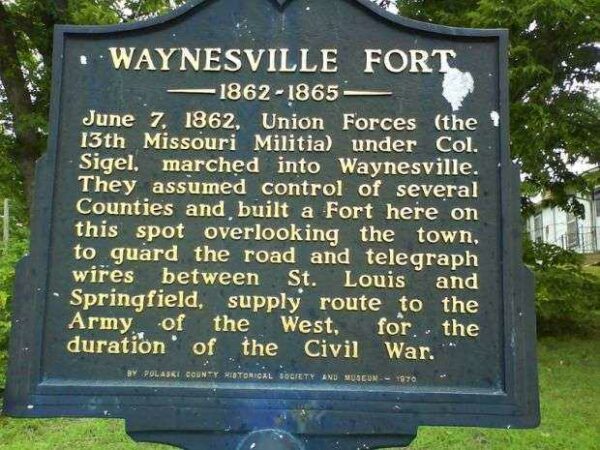 WAYNESVILLE FORT WAR MEMORIAL MARKER