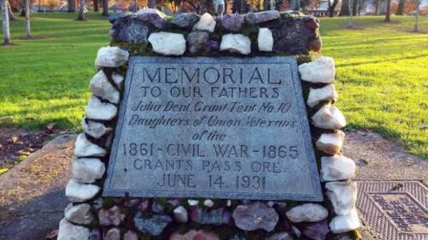 GRANTS PASS MEMORIAL TO OUR FATHERS